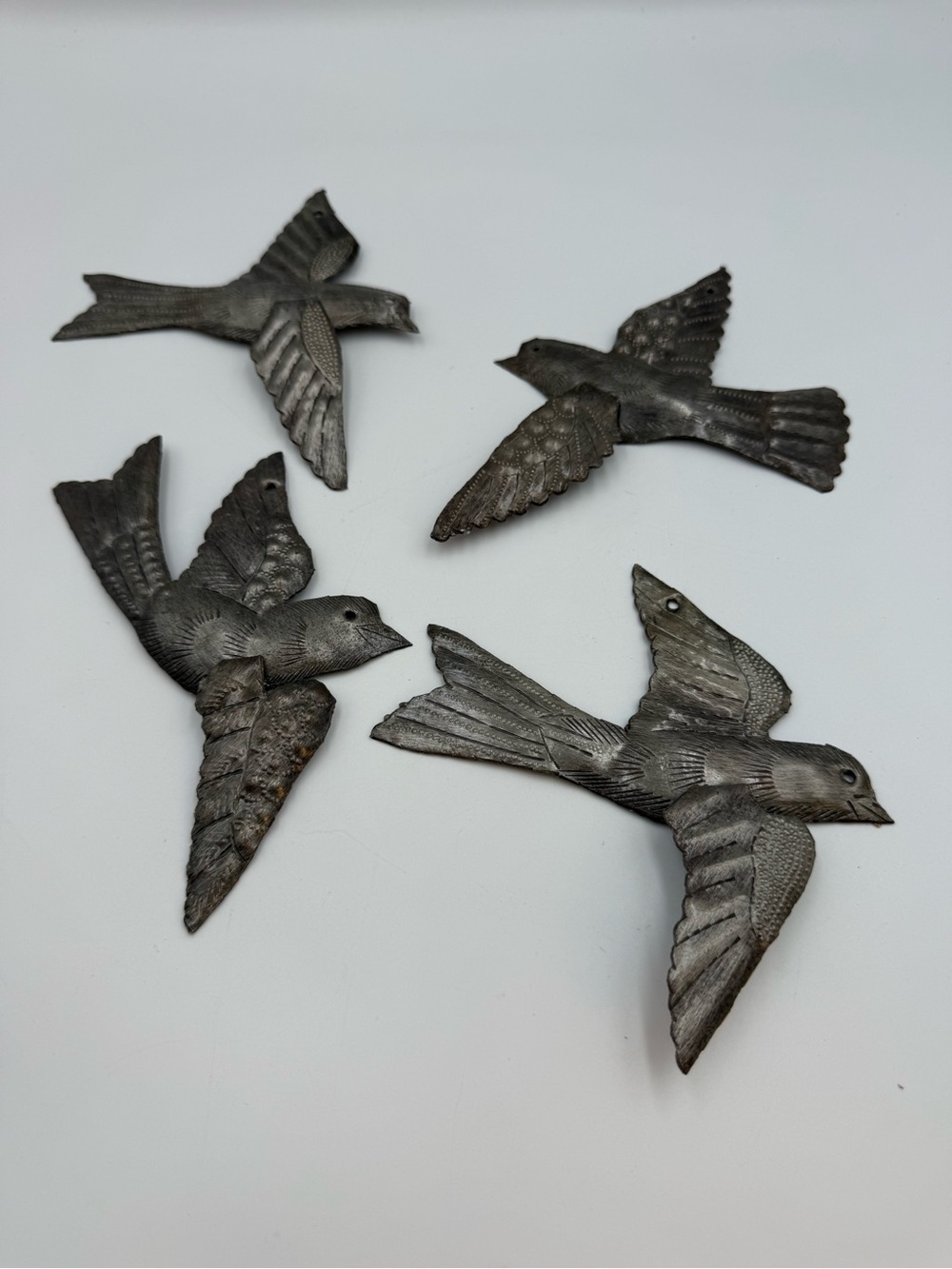 Set of 4 Lightweight Metal Birds Wall Decor